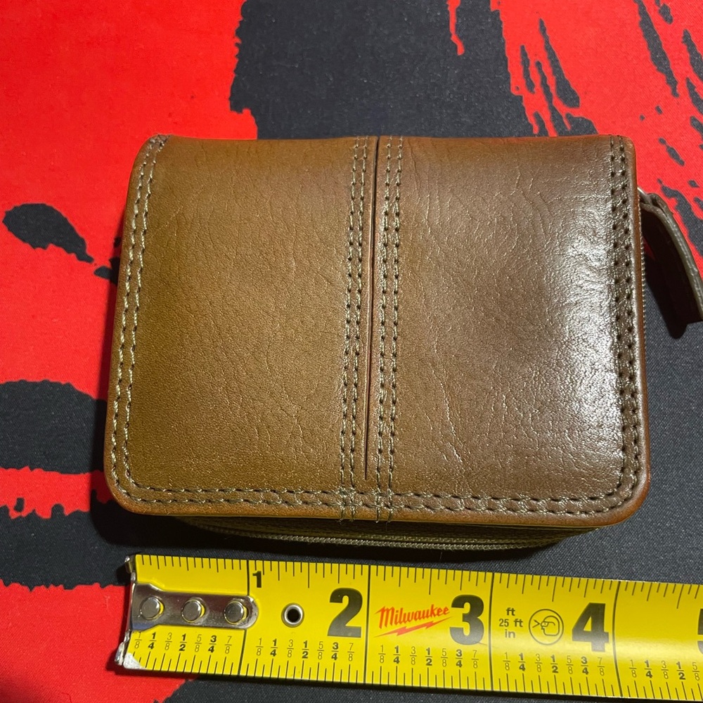 Army green expanding wallet